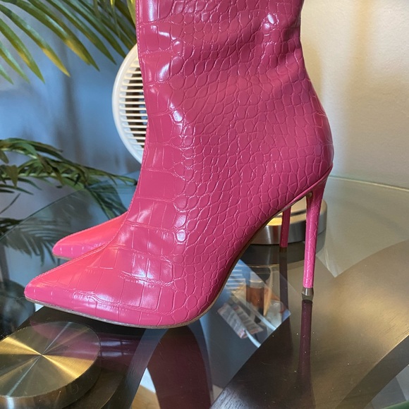 Steve Madden Posse pink crocodile stiletto heels size 6.5 new - Picture 4 of 9